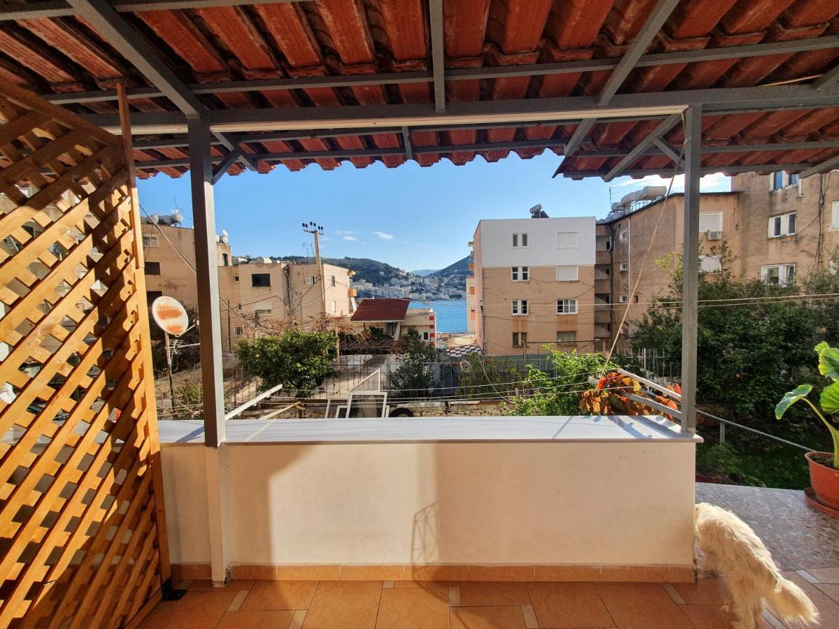 Loi Apartment Sarandë Buitenkant foto