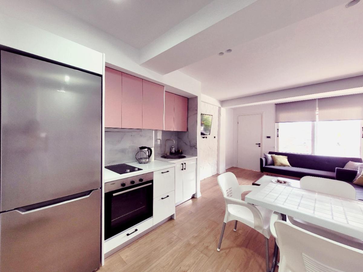 Loi Apartment Sarandë Buitenkant foto