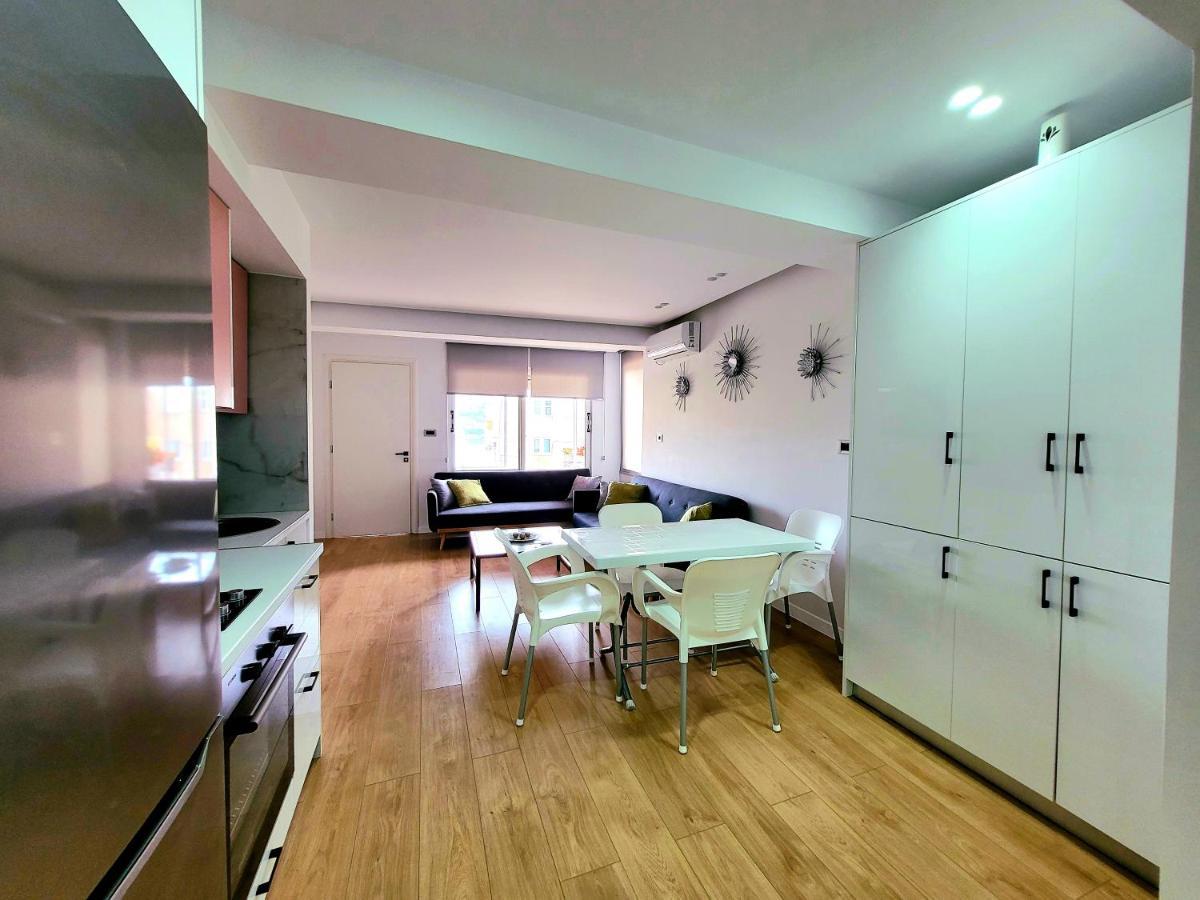Loi Apartment Sarandë Buitenkant foto