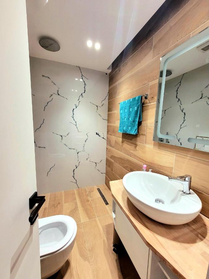 Loi Apartment Sarandë Buitenkant foto