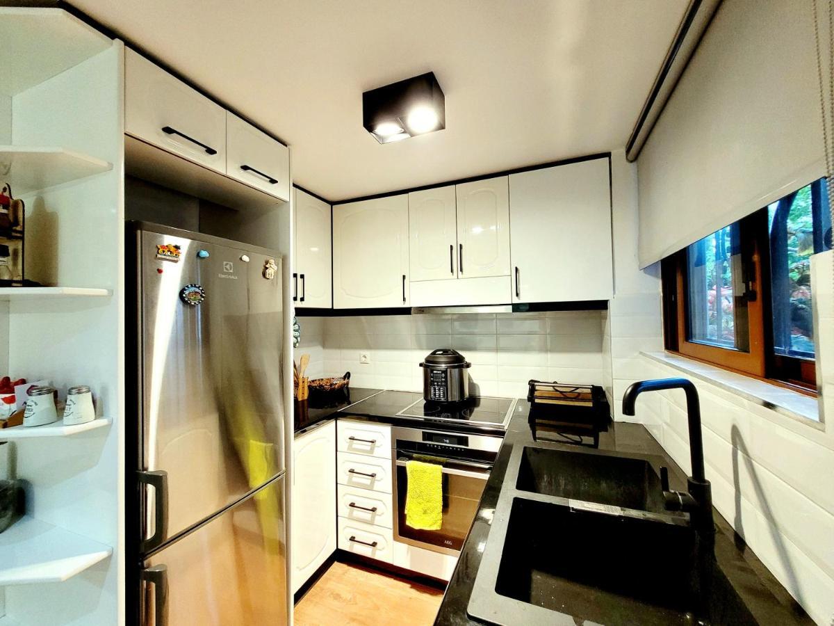 Loi Apartment Sarandë Buitenkant foto