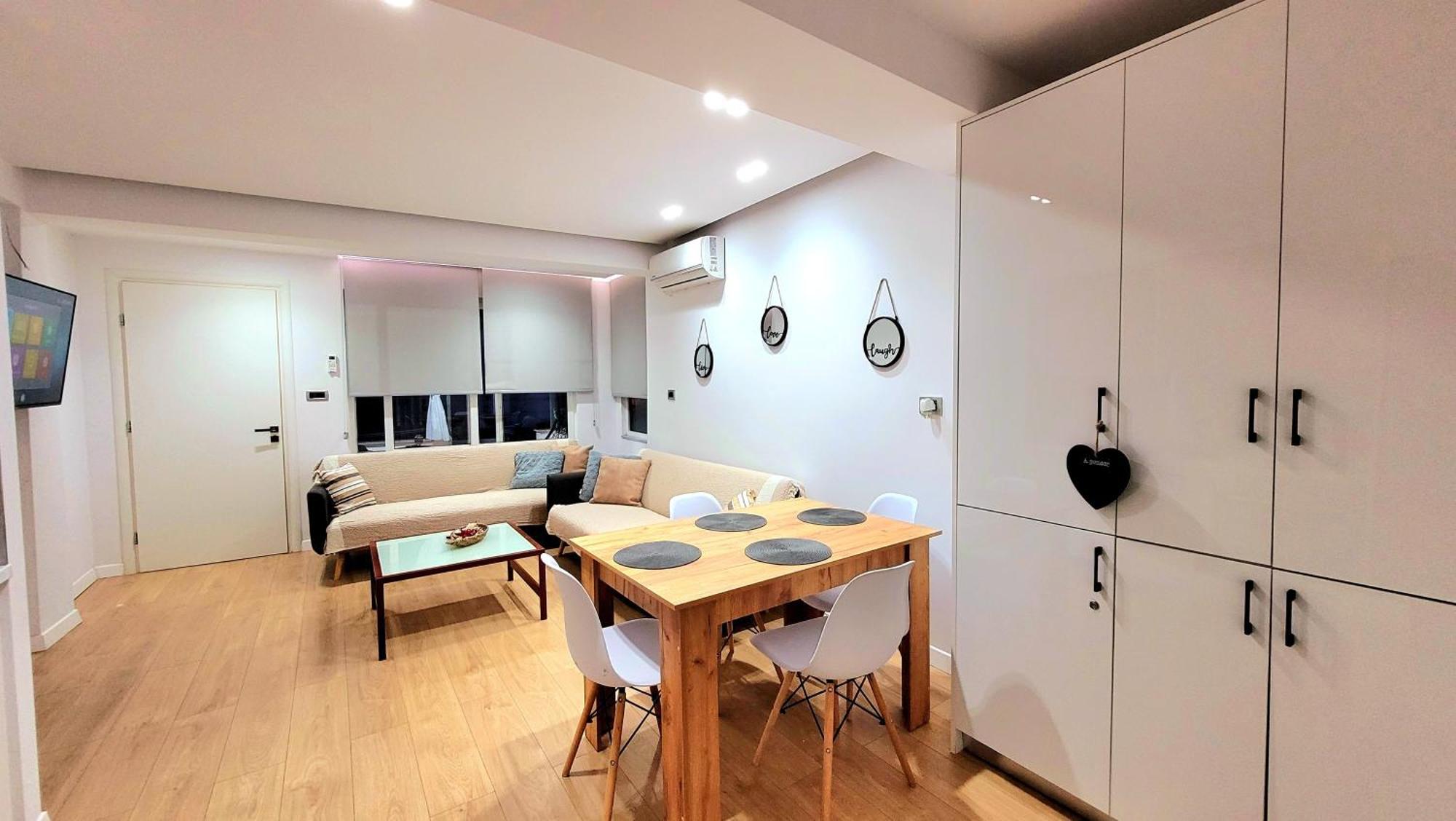 Loi Apartment Sarandë Buitenkant foto
